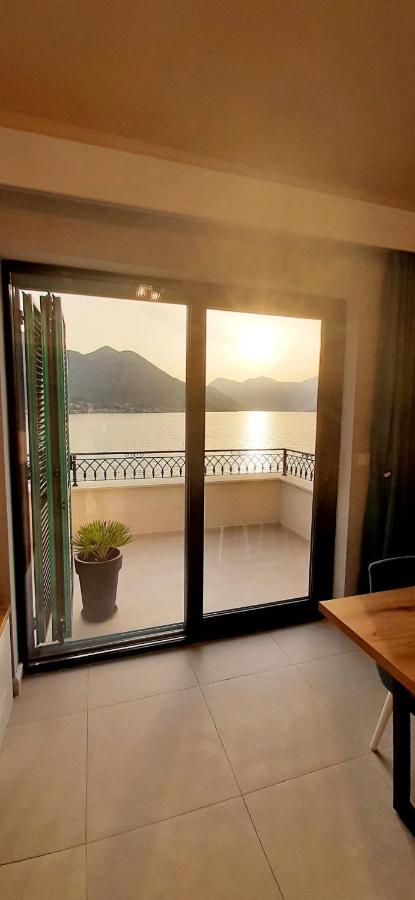 Apartments Boka Blue Dobrota Котор Екстериор снимка