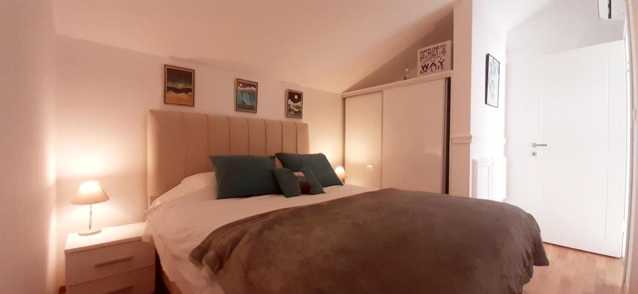 Apartments Boka Blue Dobrota Котор Екстериор снимка