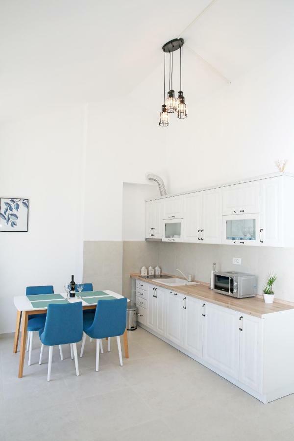Apartments Boka Blue Dobrota Котор Екстериор снимка