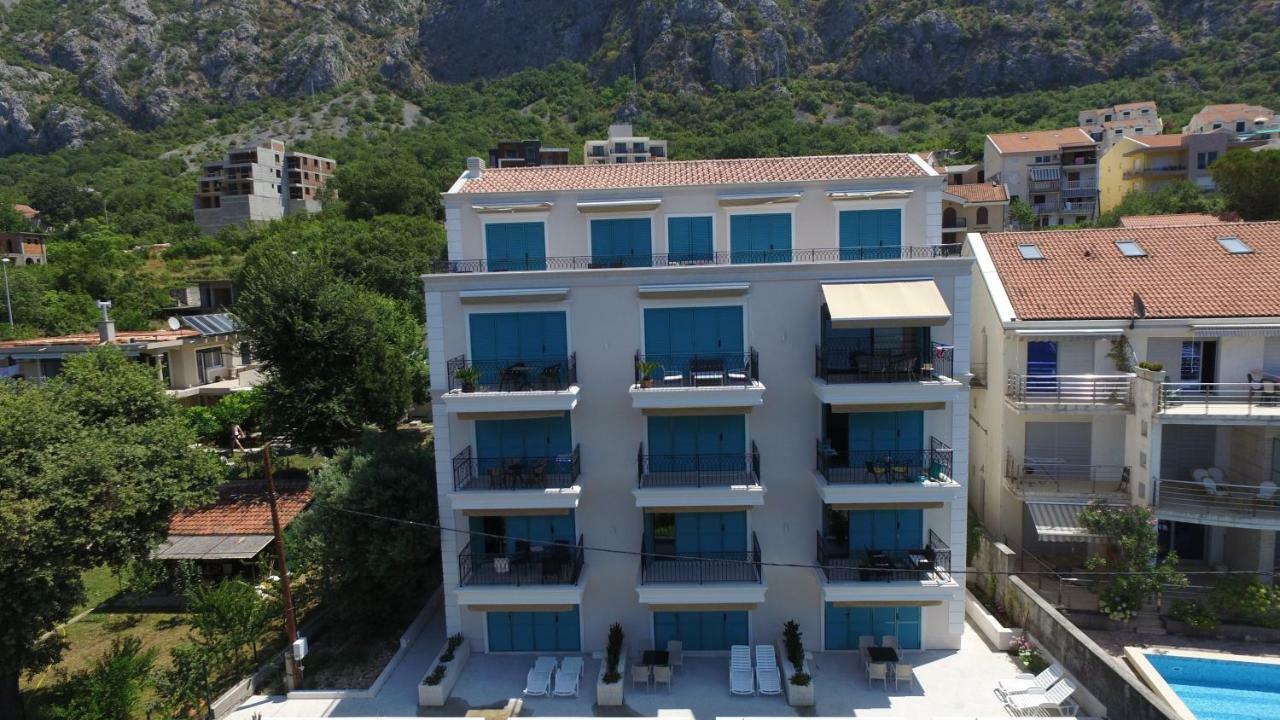 Apartments Boka Blue Dobrota Котор Екстериор снимка