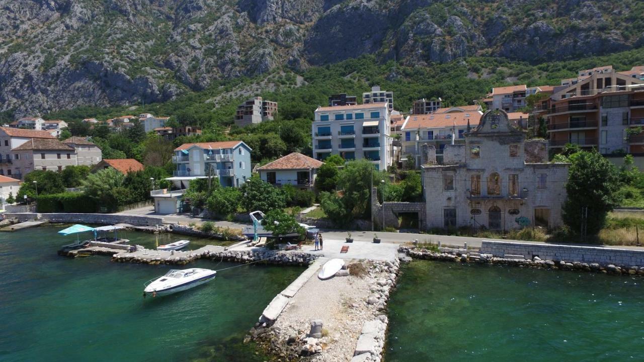Apartments Boka Blue Dobrota Котор Екстериор снимка